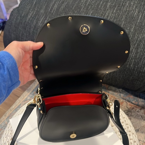 Teddy Blake Crossbody Handbag with adjustable strap. Brand new with tags! - Picture 4 of 10